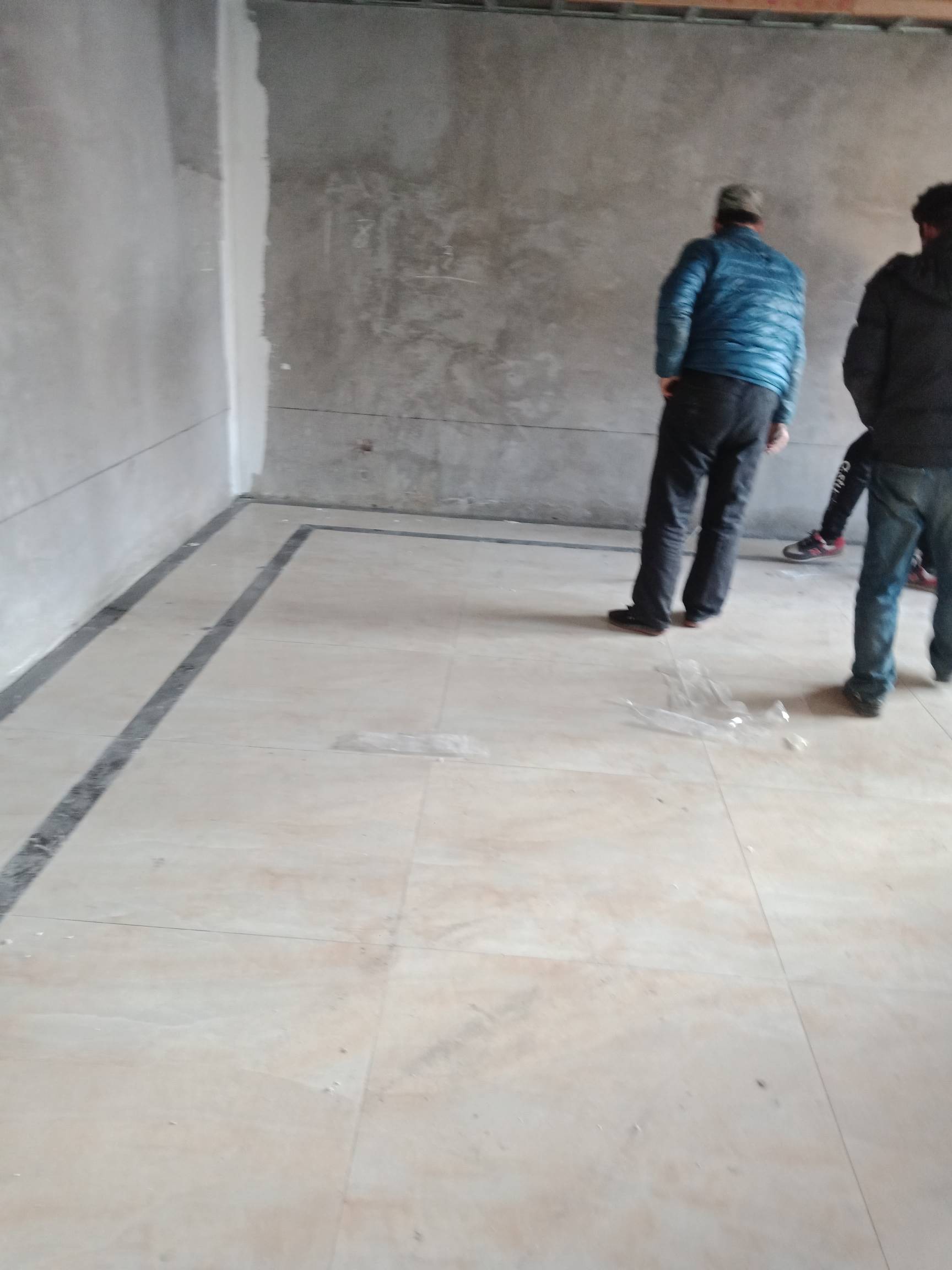 在哪里找贴瓷砖的师傅(在哪里找贴瓷砖的师傅电话) 在哪里找贴瓷砖的师傅(在哪里找贴瓷砖的师傅电话)