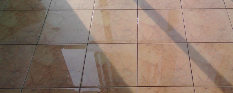 阳台瓷砖鼓了怎么办(阳台墙面瓷砖鼓起来怎么办) 阳台瓷砖鼓了怎么办(阳台墙面瓷砖鼓起来怎么办)